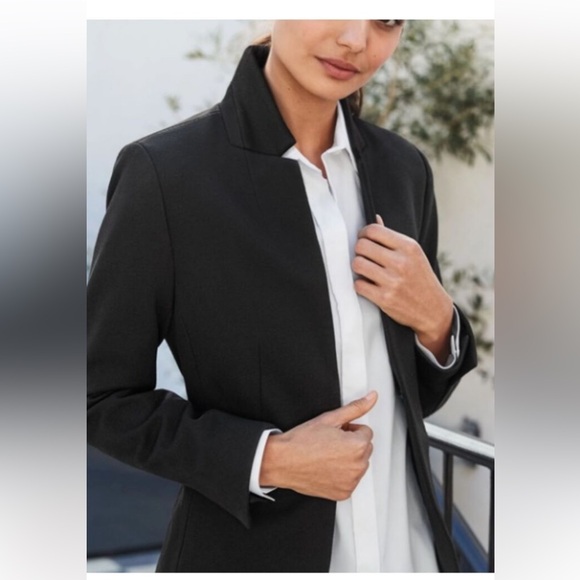 Untuckit Allegra Women’s Blazer Black size 2 - Picture 3 of 3